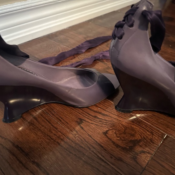 Nine West lace up wedge heel 3.5 inch heel - Picture 6 of 6